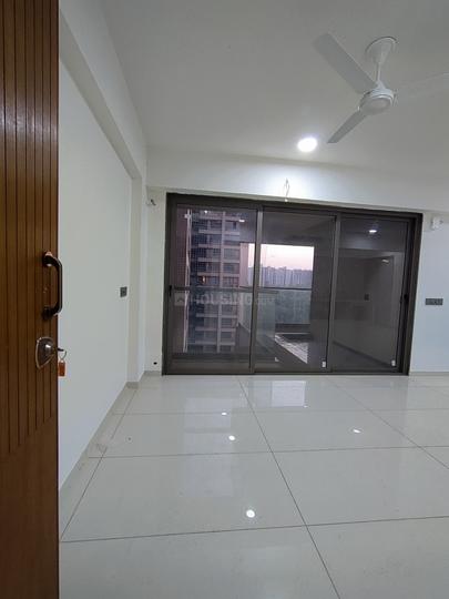 Alaya Belmonte Main Image 1