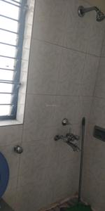 Bathroom Image of 900 Sq.ft 2 BHK Apartment / Flat for sale in Raheja Nest Complex, Powai Mumbai for Rs. 17500000