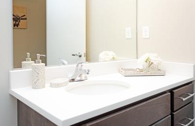 Bathroom Image of 1550 Sq.ft 3 BHK Apartment / Flat for sale in Vile Parle East Mumbai for Rs. 52811400