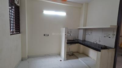 Kitchen Image of 400 Sq.ft 1 BHK Builder Floor for rent in Mayur Vihar Phase 1 New Delhi for Rs. 13000