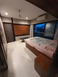 Bedroom Image of 1088 Sq.ft 3 BHK Apartment / Flat for sale in Dan 52 Park Avenue, Khar West Mumbai for Rs. 65000000