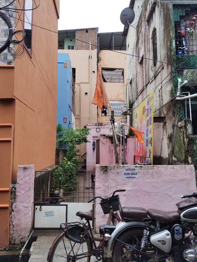 Buliding Main Image 1