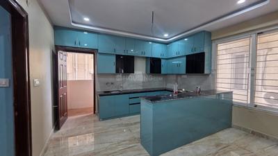 MVV Green Field Kitchen 2