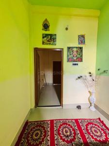 Image of 800 Sq.ft 2 BHK Independent House for rent in Kaikhali, Kolkata for Rs. 10000