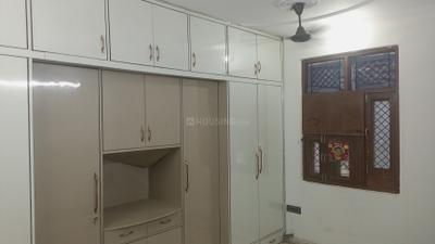 Bedroom Image of 1200 Sq.ft 3 BHK Builder Floor for sale in Pitampura New Delhi for Rs. 8500000