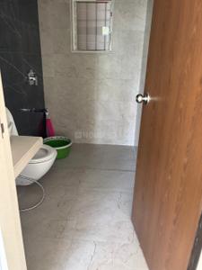 Bathroom Image of 680 Sq.ft 2 BHK Apartment / Flat for sale in Dosti West County, Thane West Thane for Rs. 10500000