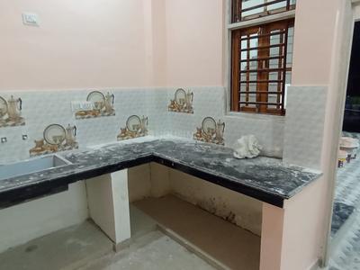 Kitchen Image of 2500 Sq.ft 3 BHK Builder Floor for rent in LDA Colony Lucknow for Rs. 17000