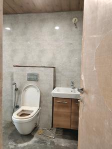 Common Bathroom Image of 1500 Sq.ft 3 BHK Apartment / Flat for rent in SD The Lumiere, Andheri West Mumbai for Rs. 150000
