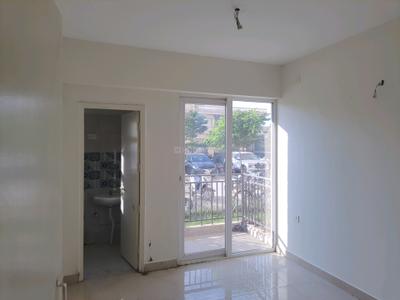 Bedroom Image of 740 Sq.ft 3 BHK Apartment / Flat for rent in Signature Global Golf Green by Signature Global, Sector 79 Gurgaon for Rs. 15000