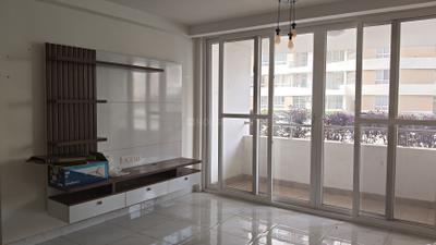 Living Room Image of 1400 Sq.ft 2 BHK Apartment / Flat for rent in Mantri Manyata Lithos, Thanisandra Bengaluru for Rs. 52000