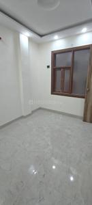 Bedroom Image of 675 Sq.ft 3 BHK Builder Floor for sale in Laxmi Nagar New Delhi for Rs. 6800000