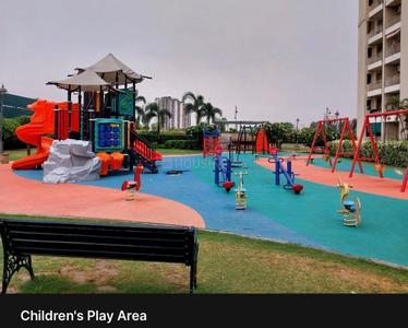 Image of 1230 Sq.ft 2 BHK Apartment / Flat for sale in BPTP Discovery Park, Sector 80, Faridabad for Rs. 13000000