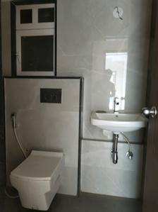 Common Bathroom Image of 950 Sq.ft 2 BHK Apartment / Flat for sale in Nicco Residency, Andheri East Mumbai for Rs. 23200000