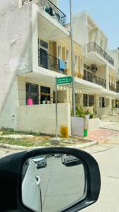 Image of 1690 Sq.ft 3.5 BHK Villa for sale in Amrapali Dream Valley, Noida Extension, Greater Noida for Rs. 20000000