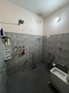 Bathroom Image of 1485 Sq.ft 2 BHK Independent House for rent in Sector 4 Gurgaon for Rs. 24999