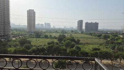 Bedroom Image of 910 Sq.ft 2.5 BHK Apartment / Flat for rent in Prateek Grand City, Siddharth Vihar Ghaziabad for Rs. 25000