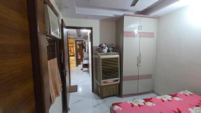 Bedroom Image of 550 Sq.ft 2 BHK Builder Floor for sale in Laxmi Nagar New Delhi for Rs. 5500000