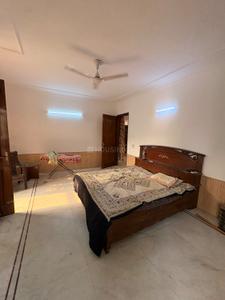 Bedroom Image of 1575 Sq.ft 3 BHK Builder Floor for rent in Kalkaji New Delhi for Rs. 80000