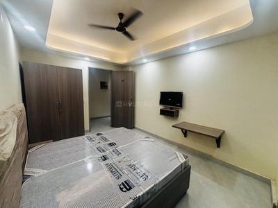 1 RK Independent Builder Floor