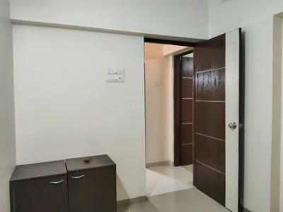 Bedroom Image of 2100 Sq.ft 4 BHK Apartment / Flat for sale in Dosti The Majesta, Thane West Thane for Rs. 43000000