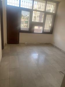 Bedroom Image of 2500 Sq.ft 3 BHK Builder Floor for rent in Kailash Colony New Delhi for Rs. 100000