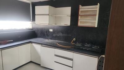 Kitchen Image of 2850 Sq.ft 4 BHK Apartment / Flat for rent in New Rani Bagh Indore for Rs. 80000