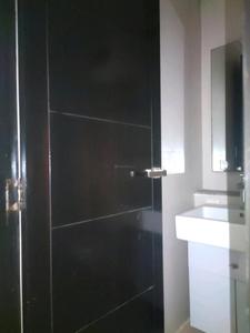 Common Bathroom Image of 2105 Sq.ft 3 BHK Apartment / Flat for rent in Supertech Supernova, Sector 94 Noida for Rs. 71999