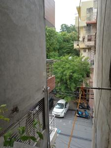 Balcony Image of 500 Sq.ft 1 BHK Builder Floor for sale in DDA LIG Flats Pocket E, Dilshad Garden New Delhi for Rs. 4500000
