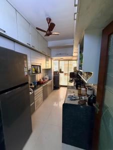 Kitchen Image of 920 Sq.ft 3 BHK Apartment / Flat for sale in Khar West Mumbai for Rs. 55000000