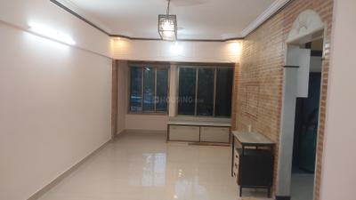 Living Room Image of 900 Sq.ft 2 BHK Apartment / Flat for rent in Takshila Cooperative Housing Society, Andheri East Mumbai for Rs. 60000