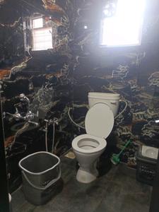 Common Bathroom Image of 600 Sq.ft 1 BHK Independent House for sale in Manjari Budruk Pune for Rs. 2100000