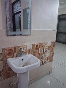 Bathroom Image of 869 Sq.ft 2 BHK Independent House for rent in Model Town Panipat for Rs. 10500