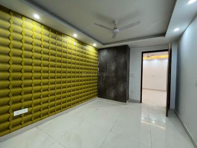 Bedroom Image of 900 Sq.ft 3 BHK Builder Floor for sale in Govindpuri New Delhi for Rs. 5800000