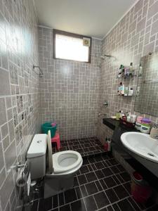 Bathroom Image of 2124 Sq.ft 3 BHK Builder Floor for sale in Sarvodaya Enclave New Delhi for Rs. 54900000