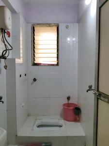 Common Bathroom Image of 710 Sq.ft 1 BHK Apartment / Flat for sale in Cosmos Empress Park, Kasarvadavali Thane for Rs. 7500000