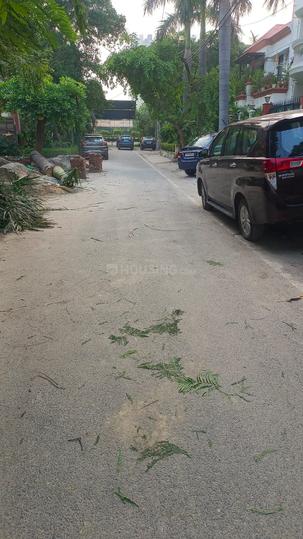 B Block, Sector 30 Main Image 1