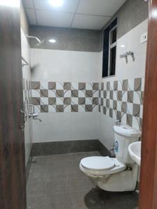 Common Bathroom Image of 842 Sq.ft 2 BHK Builder Floor for sale in Uniwest Arcade Homes, Sector 102 Noida for Rs. 5470004