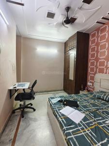 Bedroom Image of 1000 Sq.ft 2 BHK Builder Floor for rent in Sector 4 Rohini New Delhi for Rs. 38000