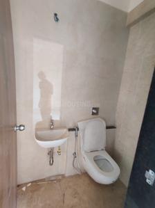 Bathroom Image of 600 Sq.ft 1 BHK Apartment / Flat for sale in Vatika Roha Kumud, Kurla East Mumbai for Rs. 9100000