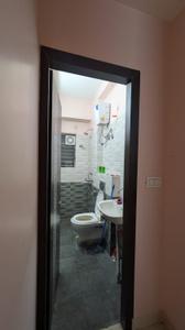 Bathroom Image of 1200 Sq.ft 3 BHK Apartment / Flat for rent in Kadamtala Siliguri for Rs. 30000