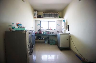 Kitchen Image of 750 Sq.ft 2 BHK Apartment / Flat for sale in Pimple Gurav Pune for Rs. 4600000