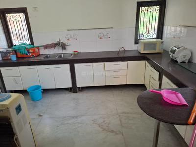 Kitchen Image of 4000 Sq.ft 3 BHK Independent House for rent in Banjara Hills Hyderabad for Rs. 125000