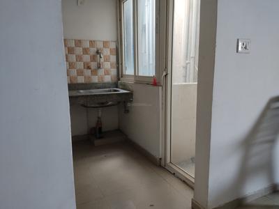 Kitchen Image of 575 Sq.ft 1 BHK Apartment / Flat for rent in Shri Radha Valley Villa, Radha Valley Mathura for Rs. 14000