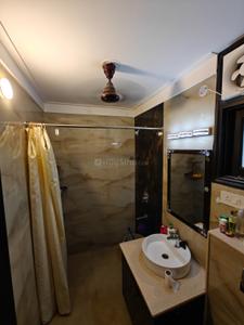 Bathroom Image of 1410 Sq.ft 2 BHK Apartment / Flat for rent in Golden Sand Apartments Phase 2, Dhakoli Zirakpur for Rs. 36000