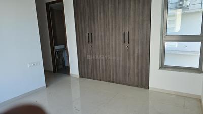 Bedroom Image of 850 Sq.ft 2 BHK Apartment / Flat for rent in Kalpataru Immensa, Thane West Thane for Rs. 42000