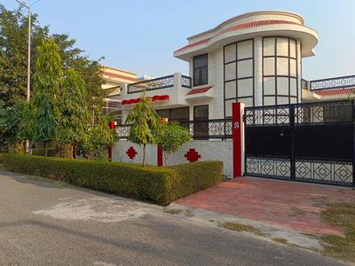 Image of 2690 Sq.ft 3 BHK Independent House for sale in Omicron 1A, Greater Noida for Rs. 33000000