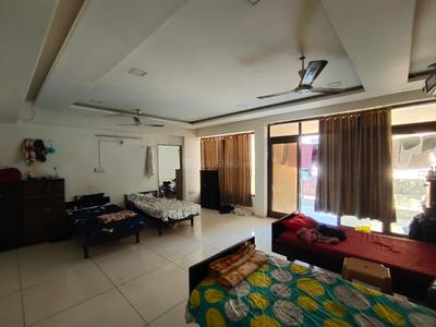 Hall Image of 2100 Sq.ft 3 BHK Apartment / Flat for sale in Alkapuri Vadodara for Rs. 8000000