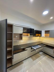 Kitchen Image of 1972 Sq.ft 3.5 BHK Apartment / Flat for sale in GMS Road Dehradun for Rs. 15400000