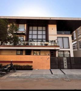 Image of 9000 Sq.ft 6 BHK Villa for sale in Nirman Nagar, Jaipur for Rs. 150000000