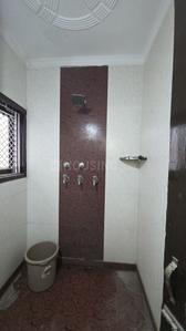 Bathroom Image of 400 Sq.ft 1 BHK Apartment / Flat for rent in Pitampura New Delhi for Rs. 20100